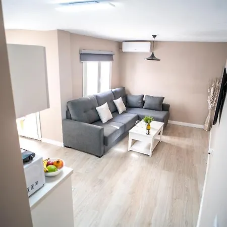 Cuesta De Piletas Apartment *